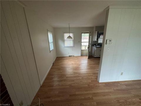 2113 Guyer St, High Point, NC 27265 photo 5