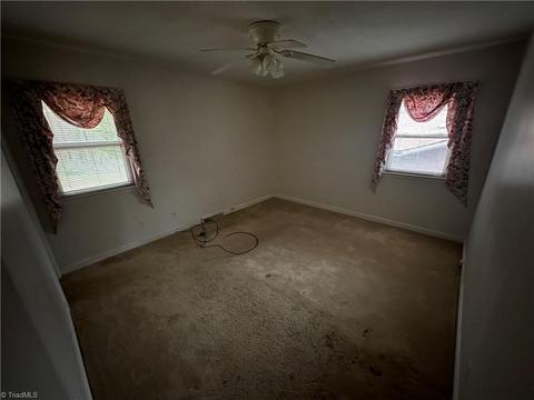 2113 Guyer St, High Point, NC 27265 photo 7
