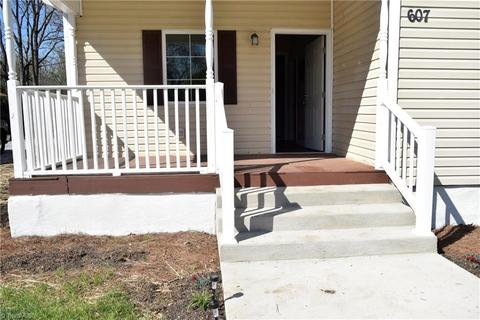 607 Wise Ave, High Point, NC 27260 photo 4