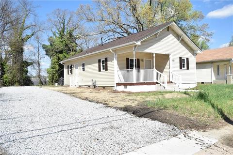 607 Wise Ave, High Point, NC 27260 photo 1