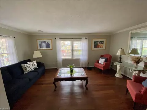 2135 Rivermeade Dr, High Point, NC 27265 photo 4