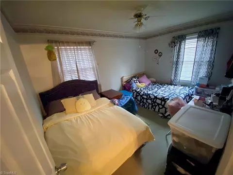 2135 Rivermeade Dr, High Point, NC 27265 photo 15