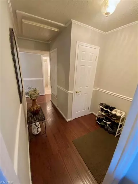 2135 Rivermeade Dr, High Point, NC 27265 photo 17