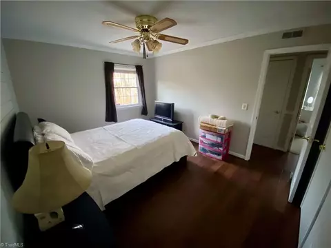 2135 Rivermeade Dr, High Point, NC 27265 photo 28