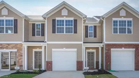 5649 Carrington Ct, Trinity, NC 27370 photo 1