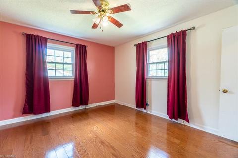 100 E Bellevue Dr, High Point, NC 27265 photo 11