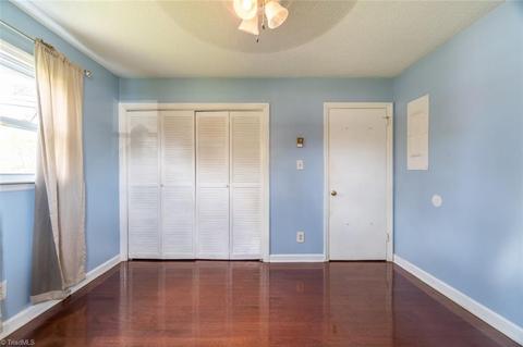100 E Bellevue Dr, High Point, NC 27265 photo 8