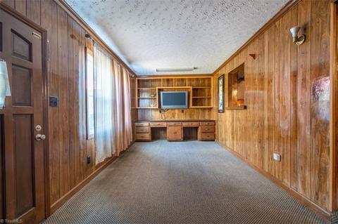 100 E Bellevue Dr, High Point, NC 27265 photo 20
