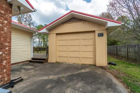 100 E Bellevue Dr, High Point, NC 27265 photo 5