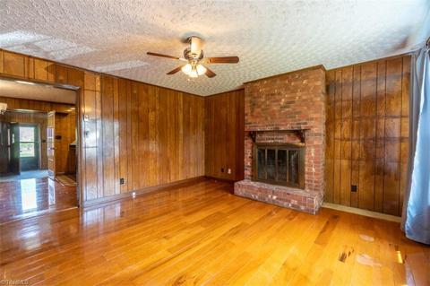 100 E Bellevue Dr, High Point, NC 27265 photo 28