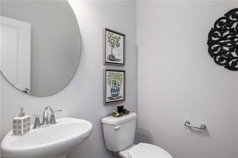 4018 Transition St, High Point, NC 27265 photo 16