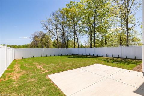 4018 Transition St, High Point, NC 27265 photo 25