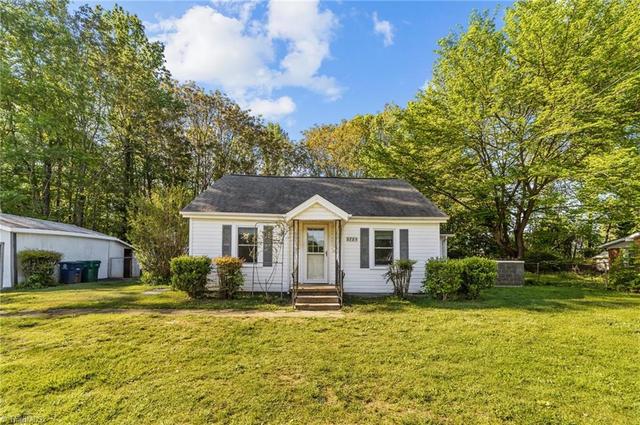 2725 Wentworth St, Reidsville, NC 27320