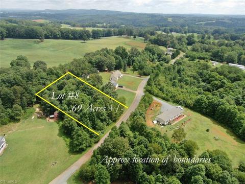 8 Hunter Ridge Lane, Ararat, NC 27007