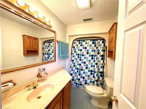 264 Fairview Dr, Traphill, NC 28685 photo 18