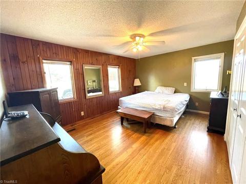 264 Fairview Dr, Traphill, NC 28685 photo 12