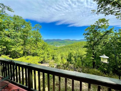264 Fairview Dr, Traphill, NC 28685 photo 2