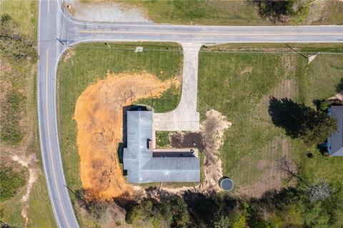 128 Shell Rd, Thomasville, NC 27360 photo 32