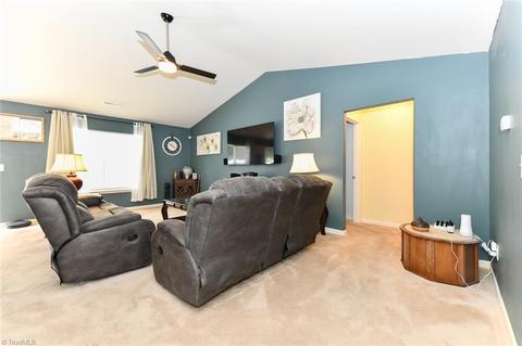 121 Bouldin Ct, Trinity, NC 27370 photo 5