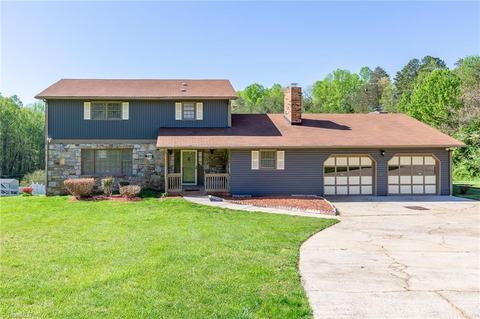 4960 Boiling Springs Rd, Tobaccoville, NC 27050