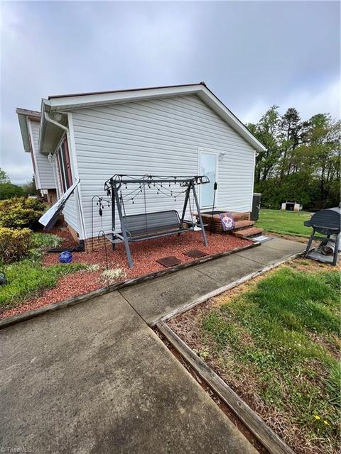 1024 Kentland Dr, King, NC 27021 photo 38