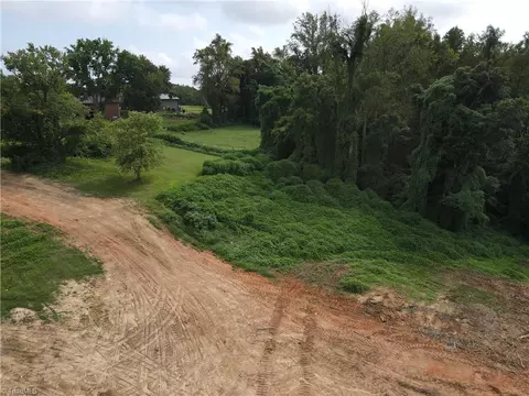 29 Burton Rd, Ruffin, NC 27320 photo 2