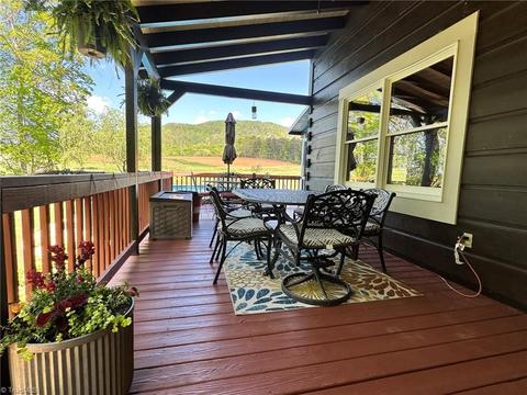 14269 Traphill Rd, Traphill, NC 28685 photo 4