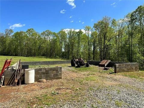 14269 Traphill Rd, Traphill, NC 28685 photo 43