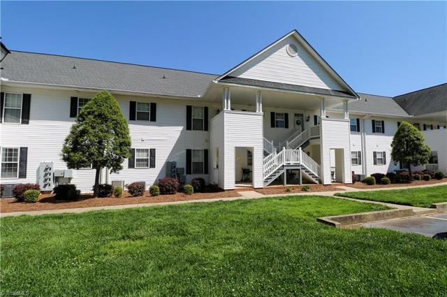 150 Rivers Edge Pl #M, Lexington, NC 27292