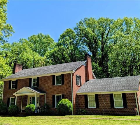 181 Beechtree Cir, Mount Airy, NC 27030 photo 1
