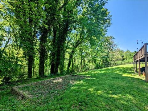 181 Beechtree Cir, Mount Airy, NC 27030 photo 8