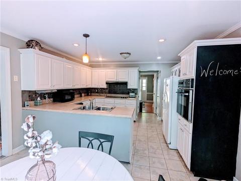 181 Beechtree Cir, Mount Airy, NC 27030 photo 26