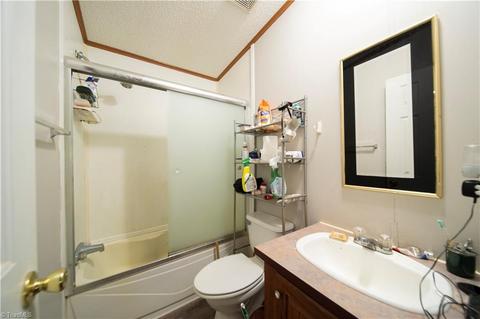 4902 Cashatt Rd, Trinity, NC 27370 photo 13