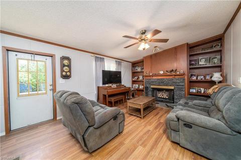 4902 Cashatt Rd, Trinity, NC 27370 photo 11