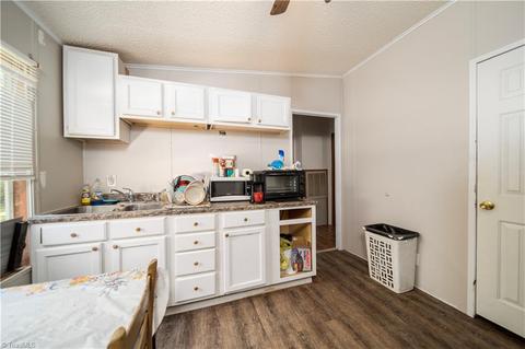 4902 Cashatt Rd, Trinity, NC 27370 photo 15