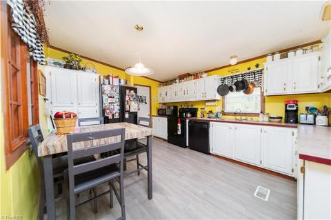 4902 Cashatt Rd, Trinity, NC 27370 photo 7