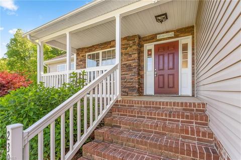 2398 Featherstone Ct, Trinity, NC 27370 photo 4