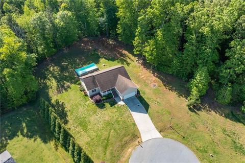 2398 Featherstone Ct, Trinity, NC 27370 photo 41