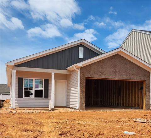 3937 Angel Hill Ln, High Point, NC 27295