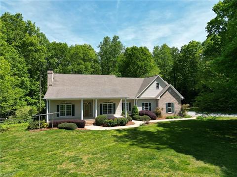 2949 Bethel Church Rd, Climax, NC 27233