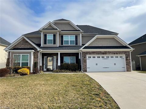 4453 Alderny Cir, High Point, NC 27265