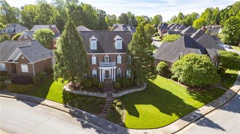 200 Cross Vine Ln, Greensboro, NC 27455