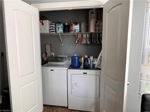 1427 E Commerce Ave, High Point, NC 27260 photo 14
