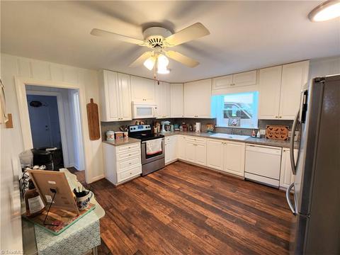 108 Hill St, King, NC 27021 photo 10