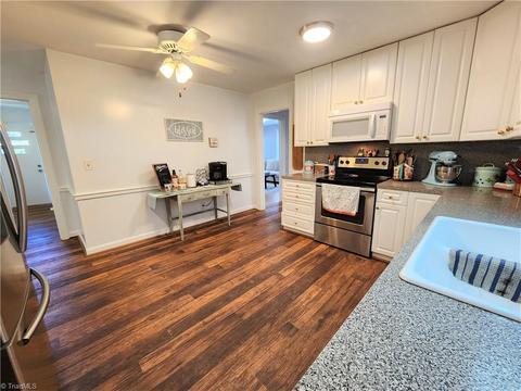 108 Hill St, King, NC 27021 photo 12