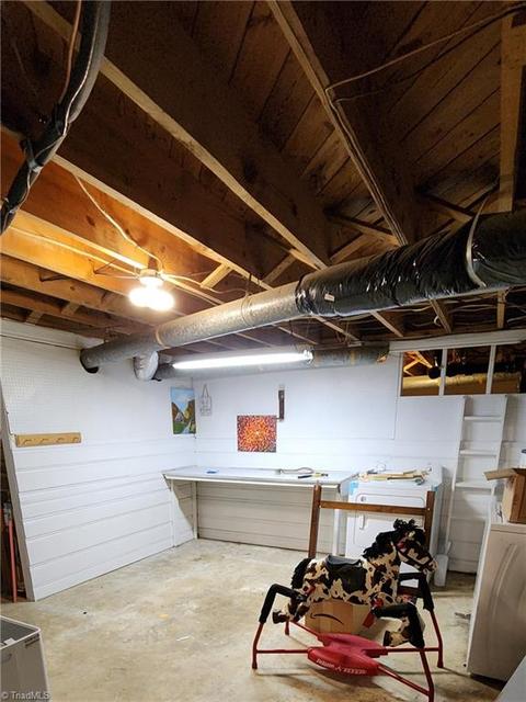 108 Hill St, King, NC 27021 photo 32