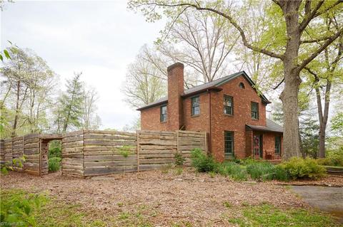 700 Tern Ln, Madison, NC 27025 photo 2