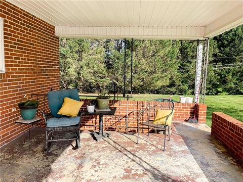 424 N Main St, Dobson, NC 27017 photo 30