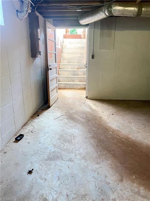 424 N Main St, Dobson, NC 27017 photo 21