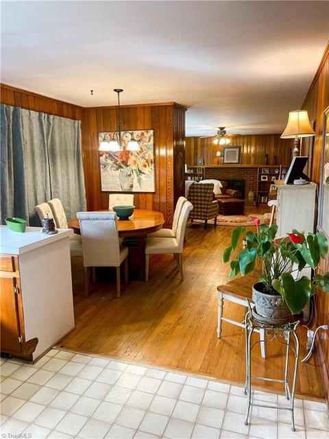 424 N Main St, Dobson, NC 27017 photo 10